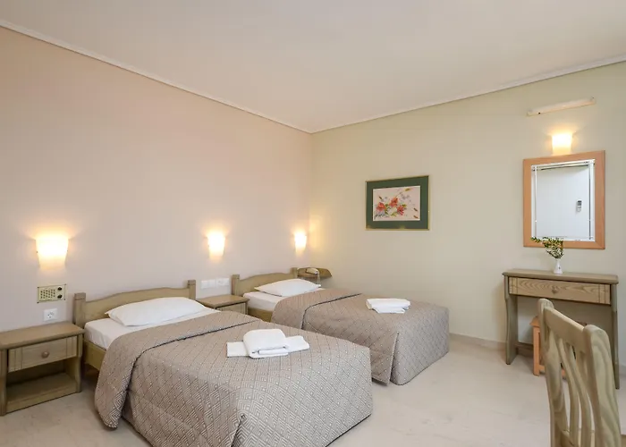 Proteas & Hotel Agios Prokopios (Naxos)